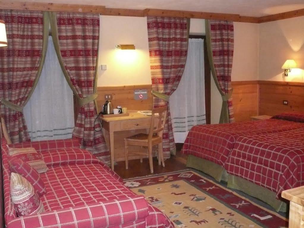 ברויל-קרוויניה Hotel Mignon מראה חיצוני תמונה